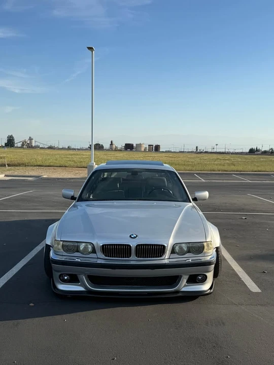 2000 BMW E38 7 Series - Image 2 of 14