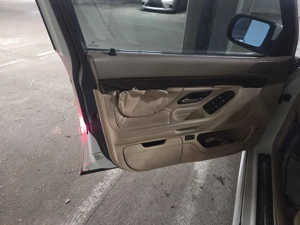 2000 BMW E38 7 Series - Image 10 of 20