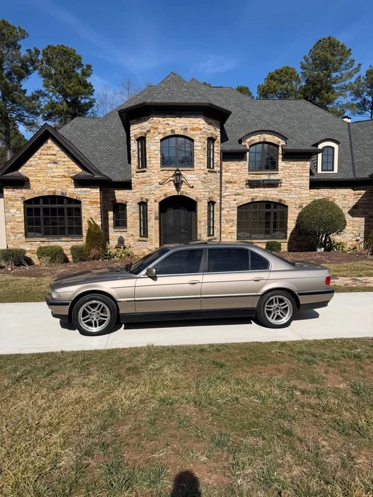 2000 BMW E38 7 Series - Image 2 of 2