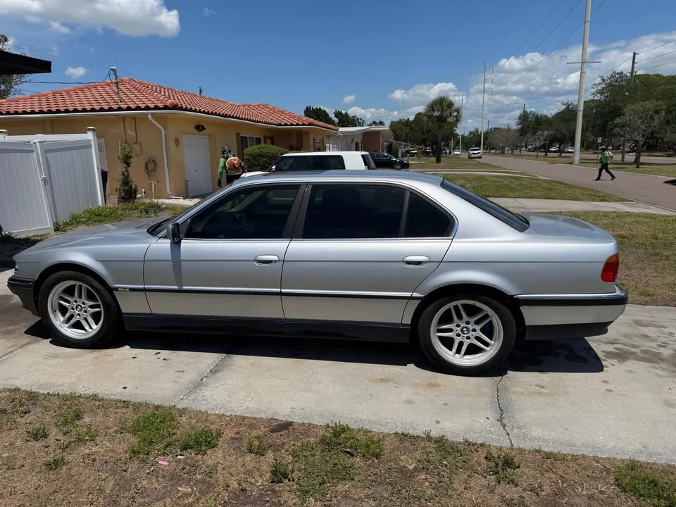 2000 BMW E38 7 Series - Image 2 of 14