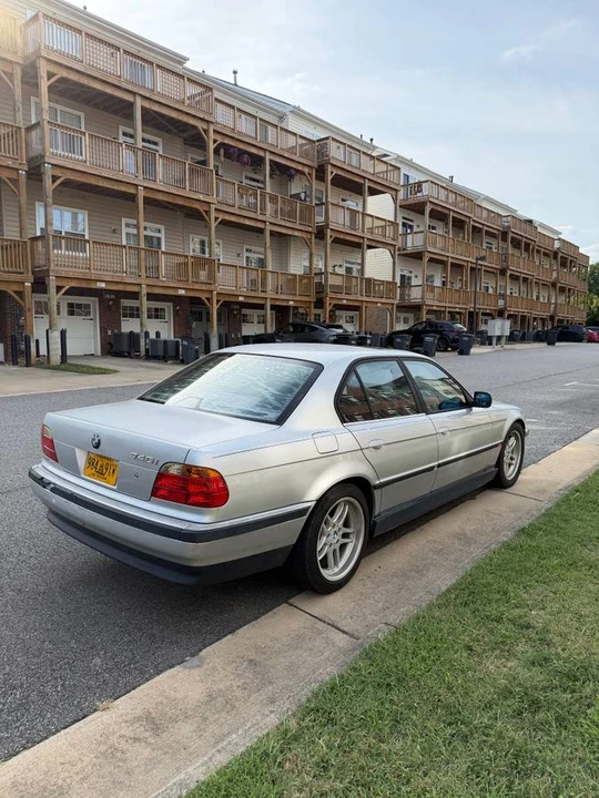 2000 BMW E38 7 Series - Image 3 of 21