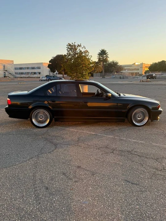2000 BMW E38 7 Series - Image 4 of 13