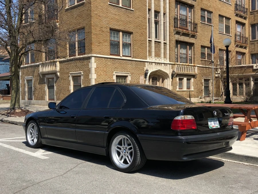 2000 BMW E38 7 Series - Image 2 of 2