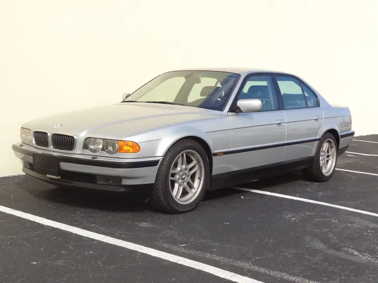 2000 BMW E38 7 Series - Image 2 of 2