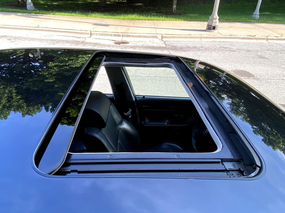 2000 BMW E38 7 Series - Image 27 of 31