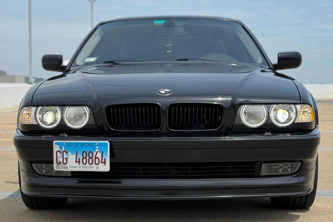2000 BMW E38 7 Series - Image 2 of 31