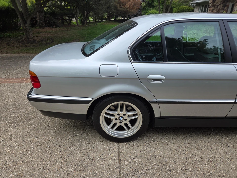 2000 BMW E38 7 Series - Image 19 of 31