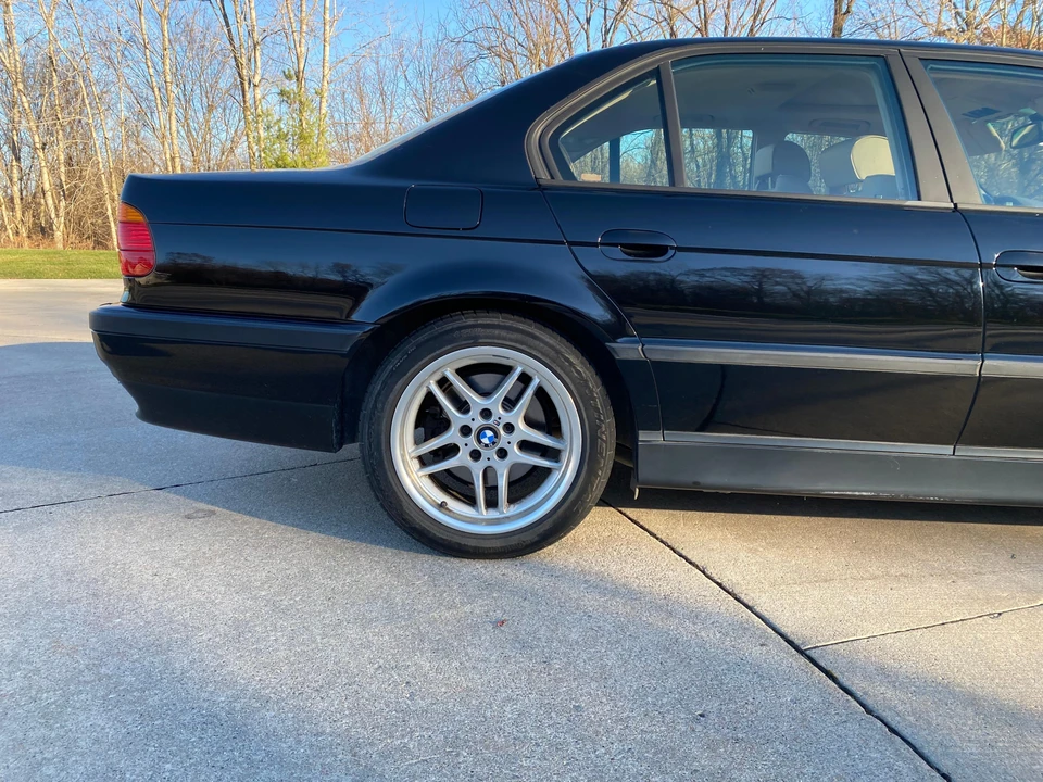 2000 BMW E38 7 Series - Image 26 of 31