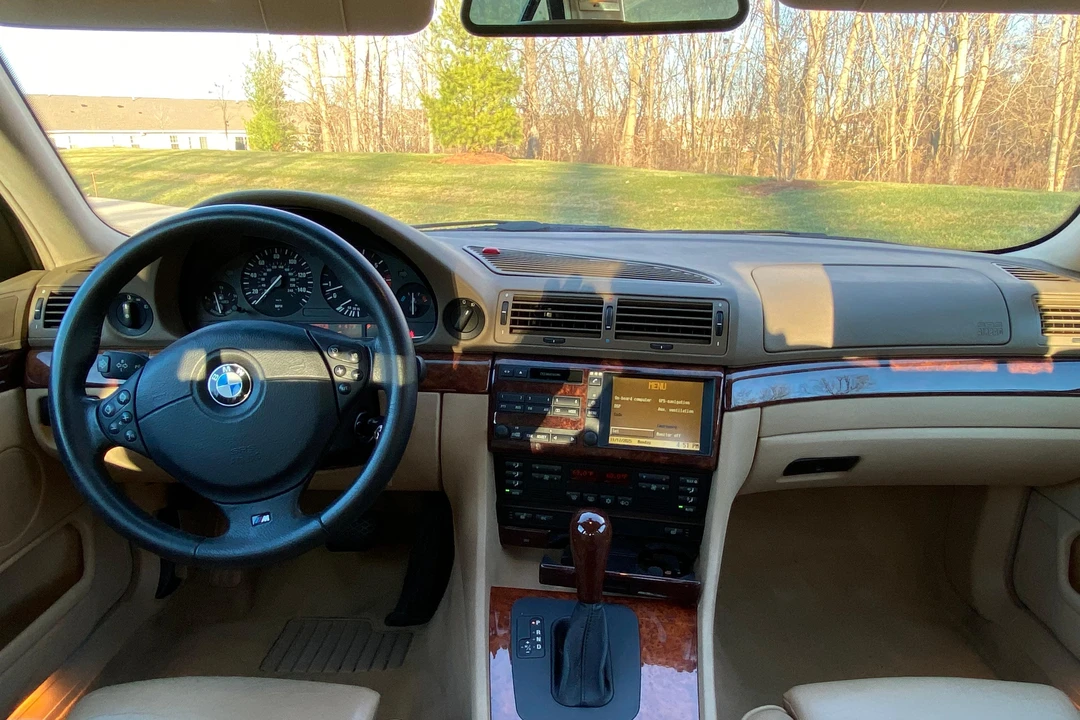 2000 BMW E38 7 Series - Image 28 of 31