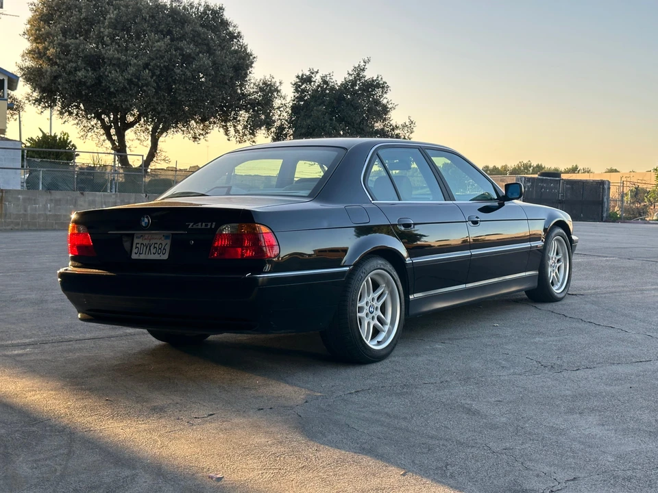 2000 BMW E38 7 Series - Image 30 of 31
