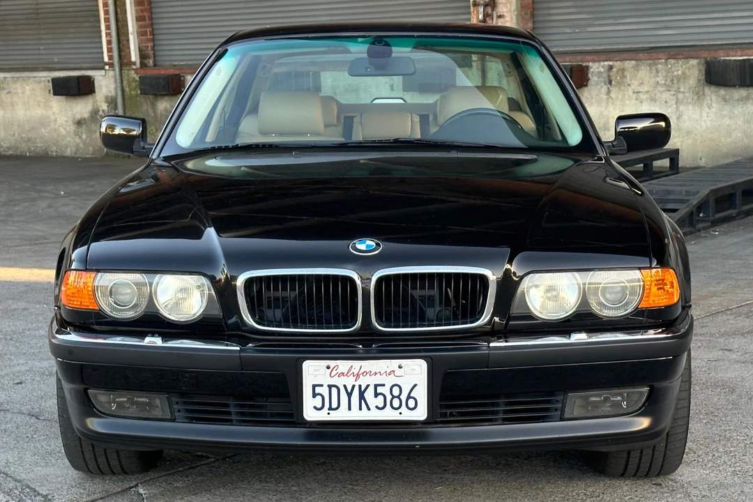 2000 BMW E38 7 Series - Image 2 of 31