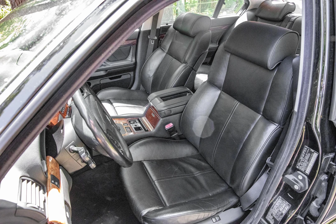 2000 BMW E38 7 Series - Image 29 of 31