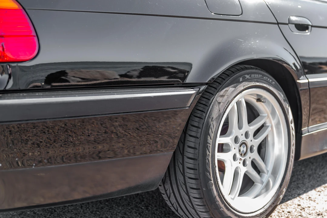 2000 BMW E38 7 Series - Image 24 of 31