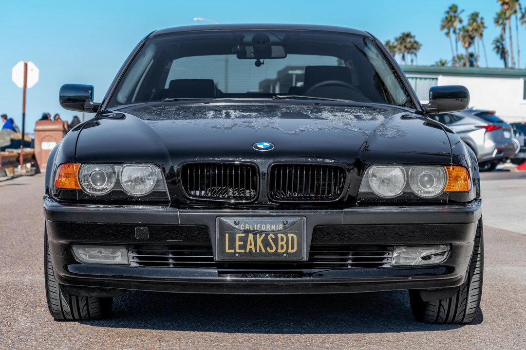 2000 BMW E38 7 Series - Image 2 of 31