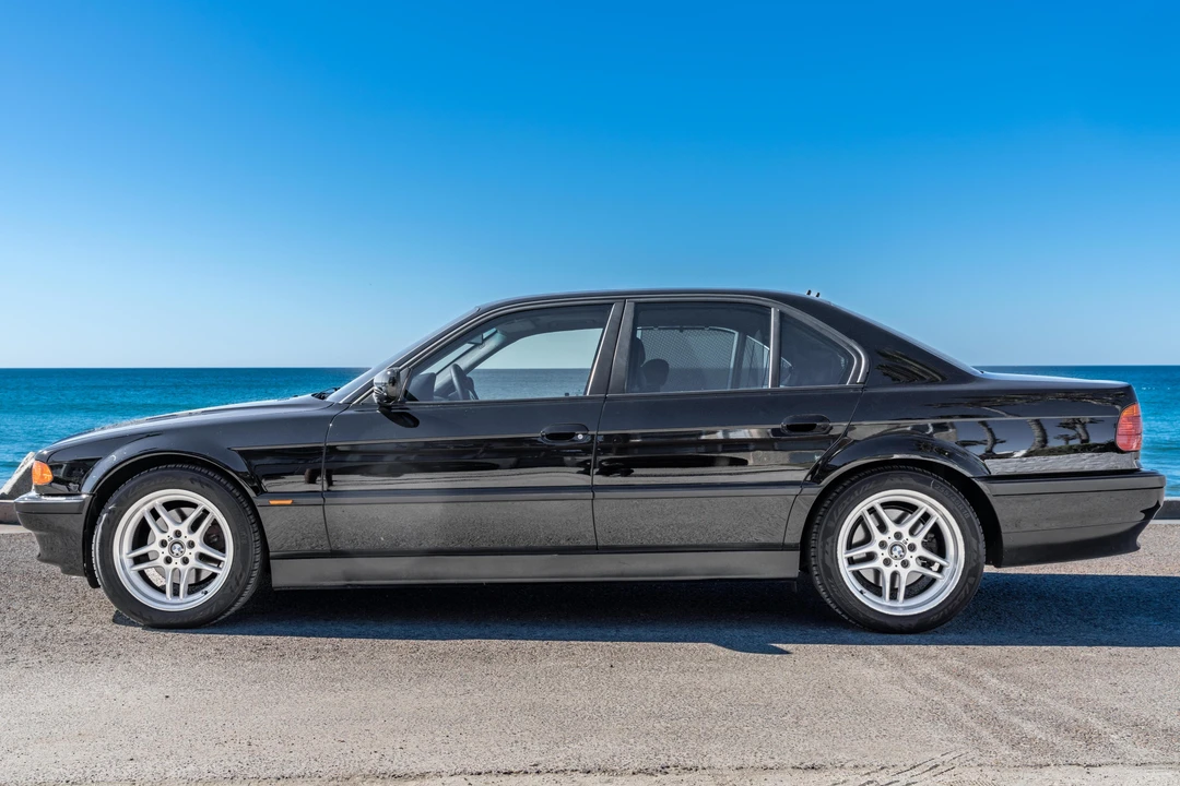 2000 BMW E38 7 Series - Image 3 of 31