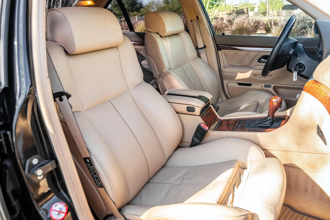 2000 BMW E38 7 Series - Image 16 of 31