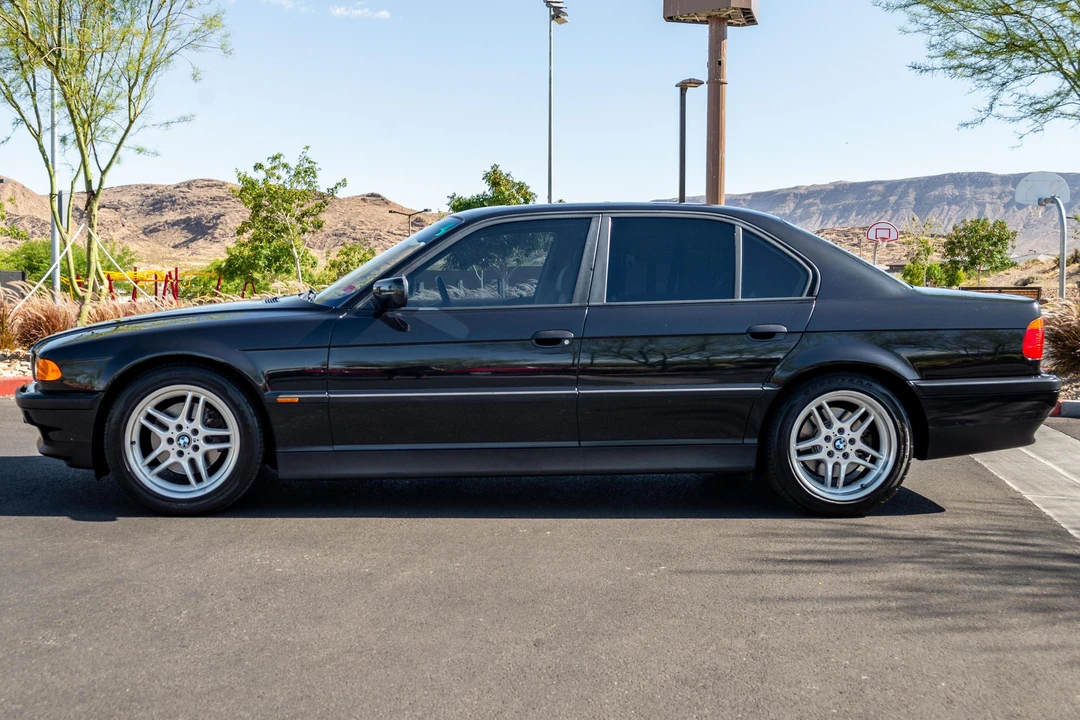 2000 BMW E38 7 Series - Image 3 of 31