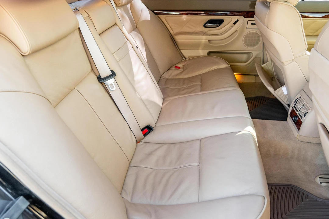 2000 BMW E38 7 Series - Image 17 of 31