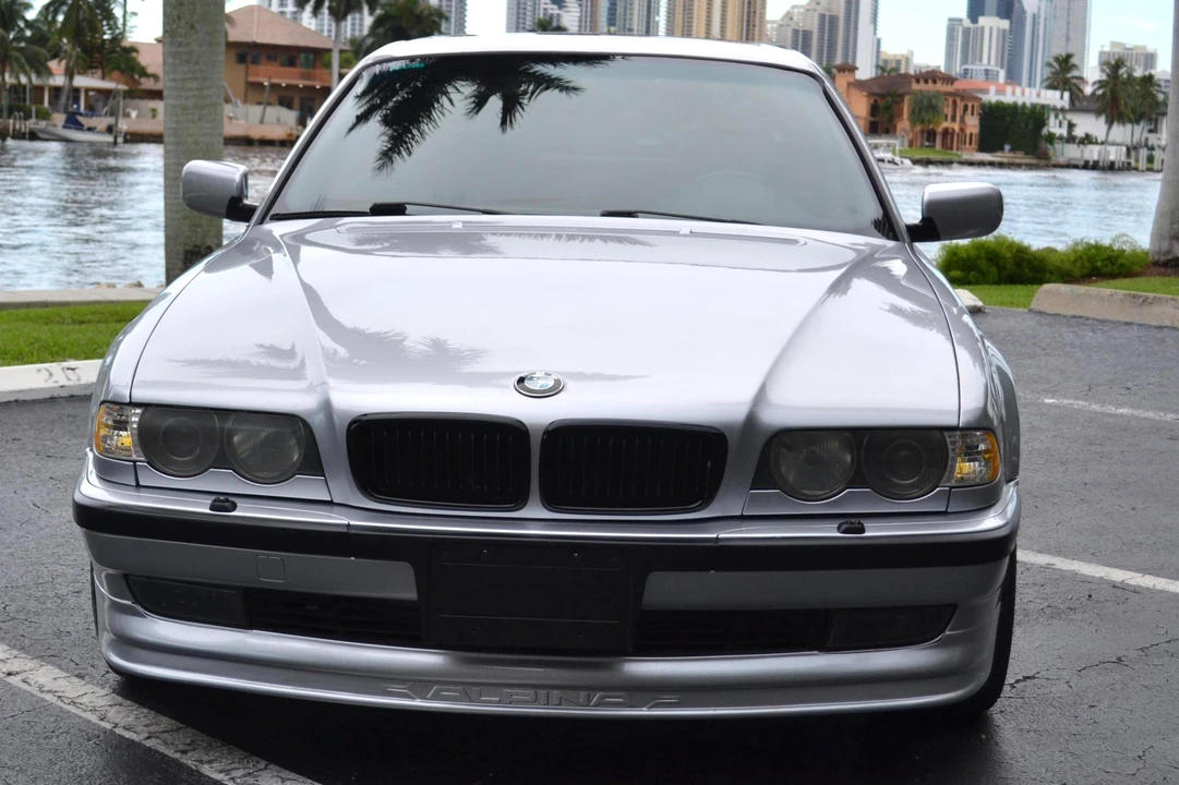 2000 BMW E38 7 Series - Image 2 of 7