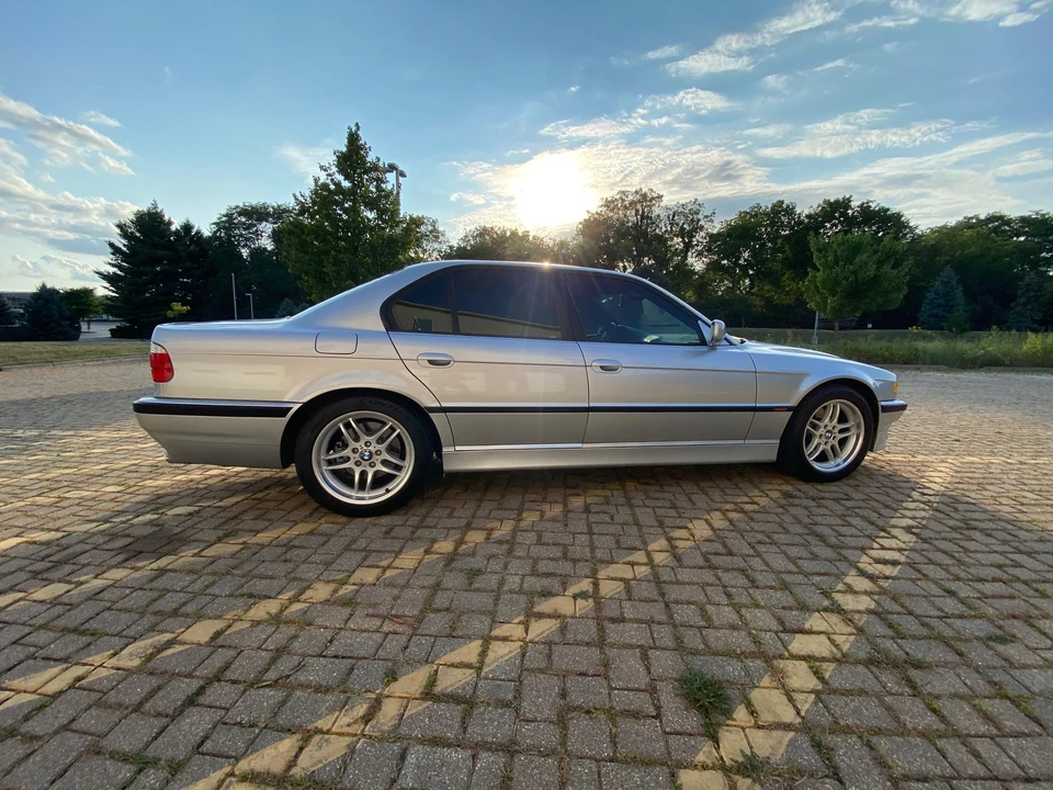 2000 BMW E38 7 Series - Image 19 of 30