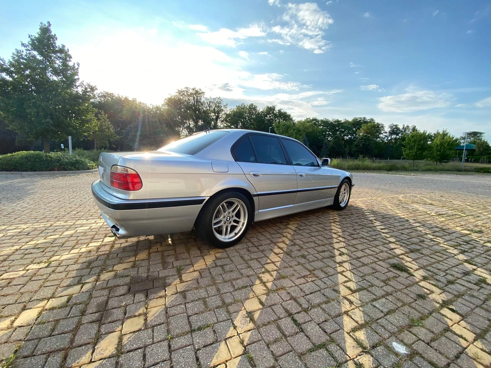 2000 BMW E38 7 Series - Image 18 of 30