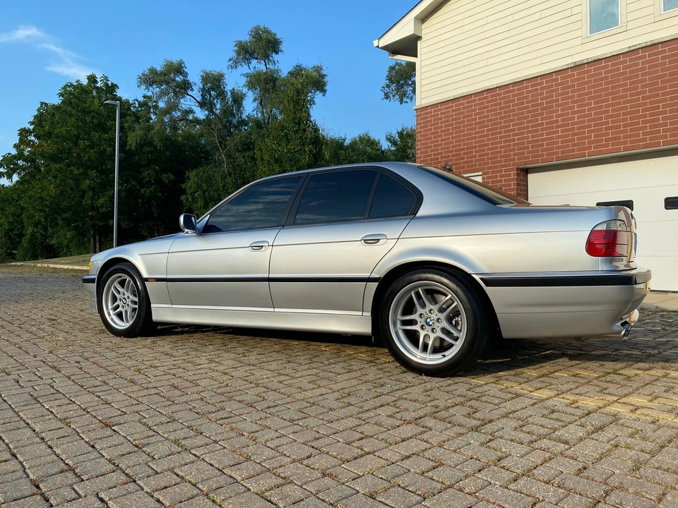 2000 BMW E38 7 Series - Image 10 of 30