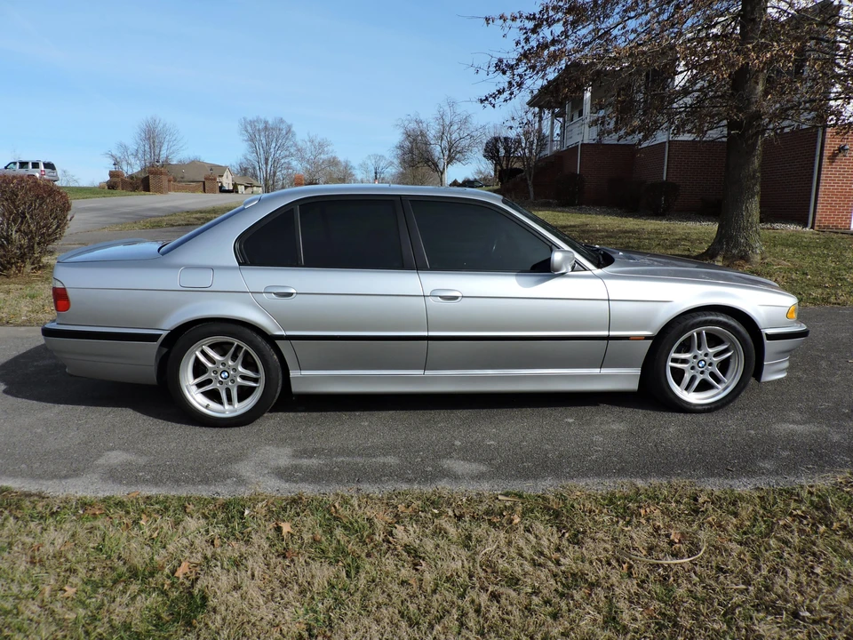 2000 BMW E38 7 Series - Image 16 of 31