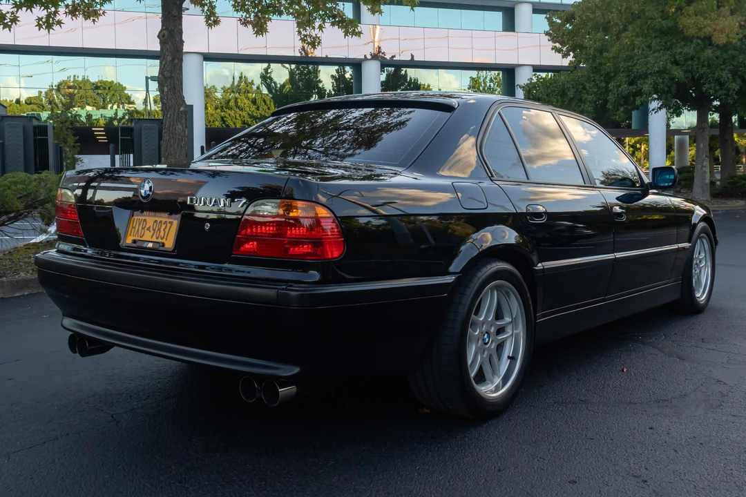 2000 BMW E38 7 Series - Image 9 of 10