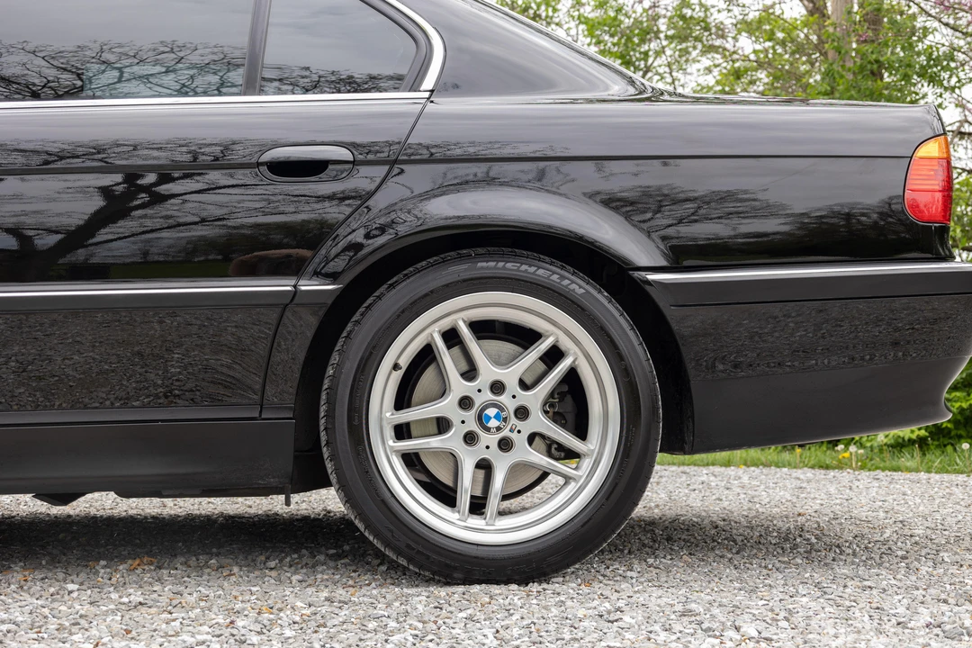 2000 BMW E38 7 Series - Image 24 of 31