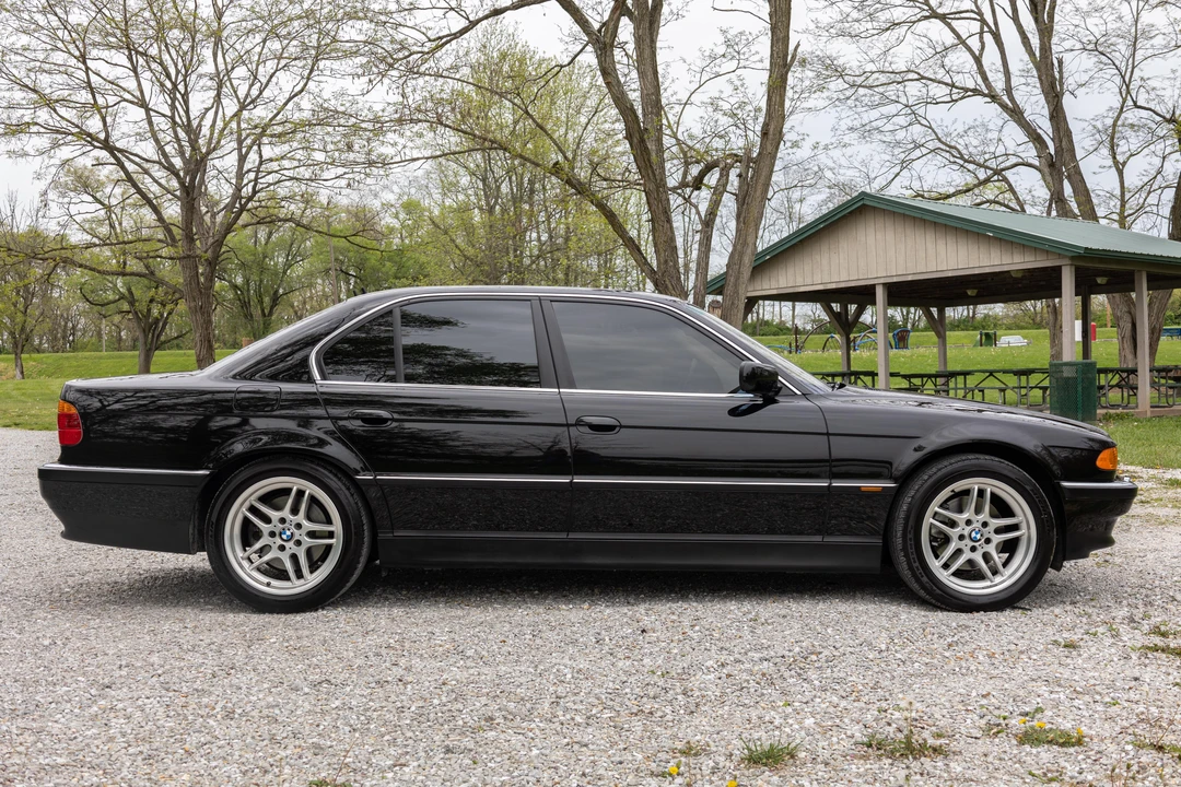2000 BMW E38 7 Series - Image 10 of 31