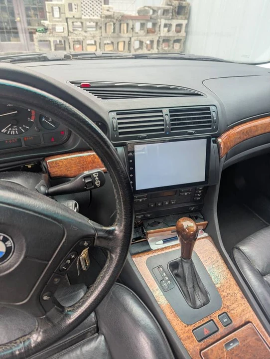 2000 BMW E38 7 Series - Image 18 of 19
