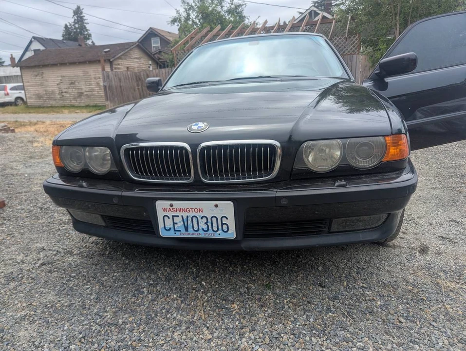 2000 BMW E38 7 Series - Image 2 of 19
