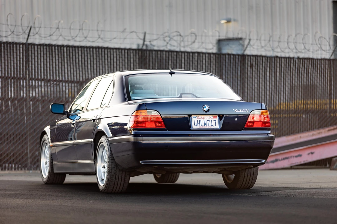 2000 BMW E38 7 Series - Image 30 of 31