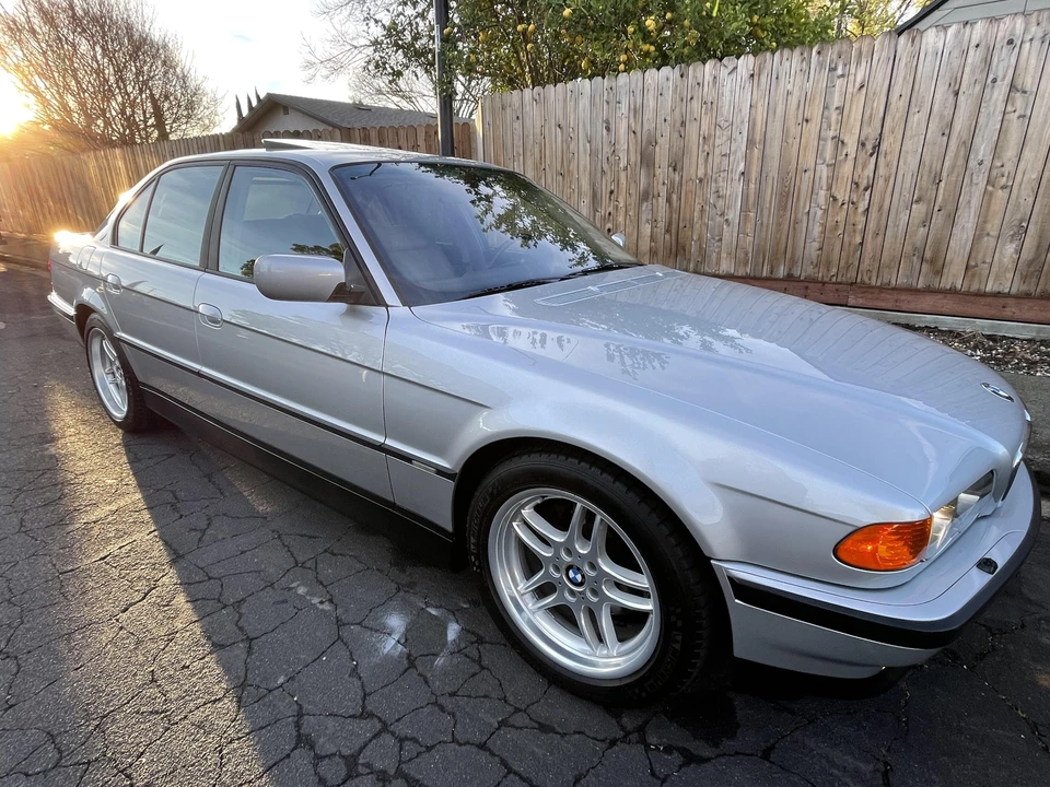 2000 BMW E38 7 Series - Image 24 of 31