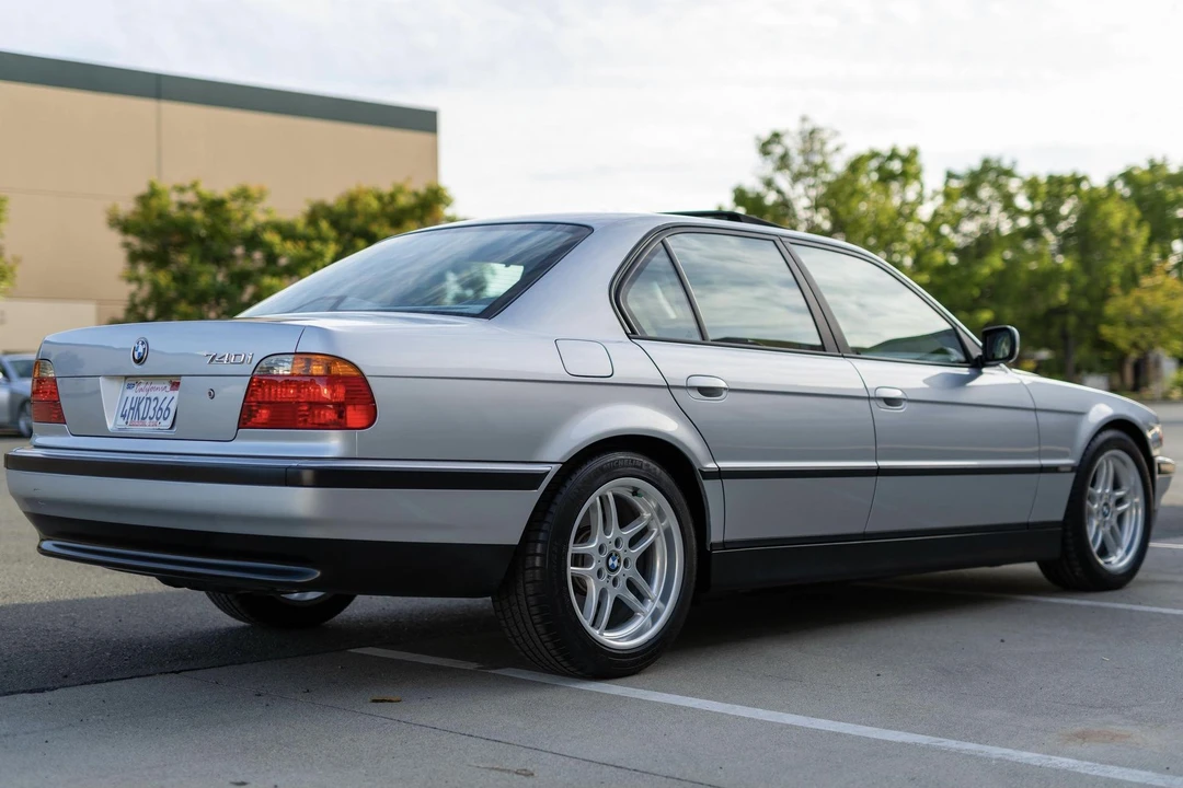 2000 BMW E38 7 Series - Image 4 of 31