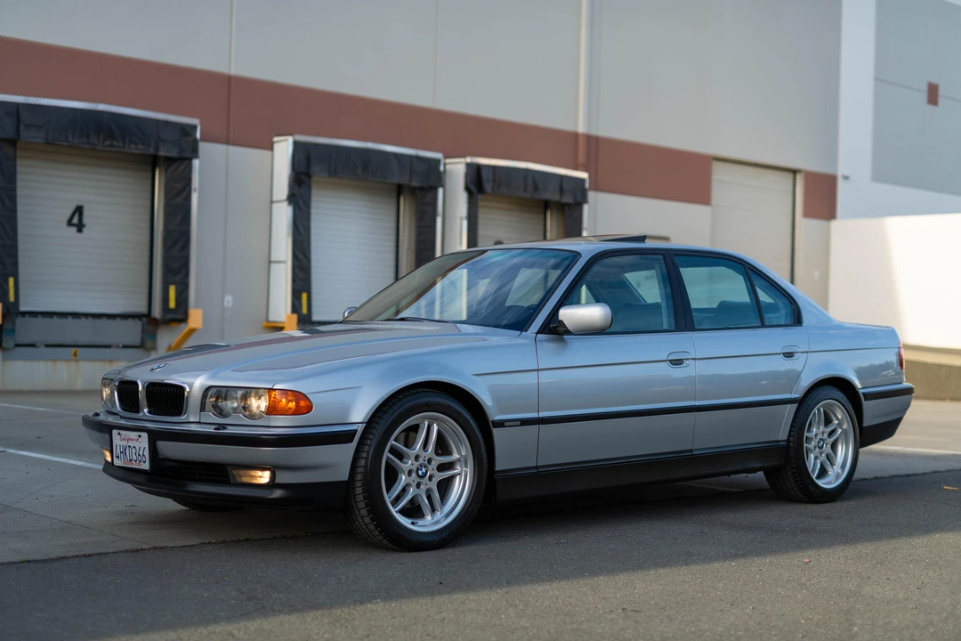 2000 BMW E38 7 Series - Image 11 of 31