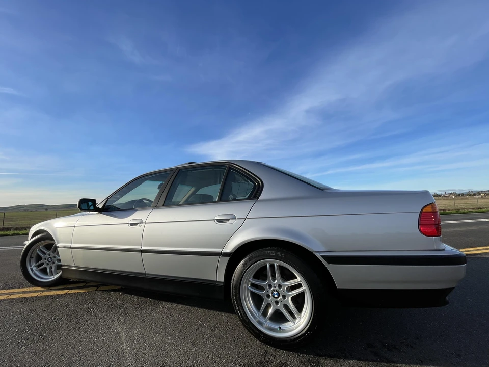 2000 BMW E38 7 Series - Image 13 of 31