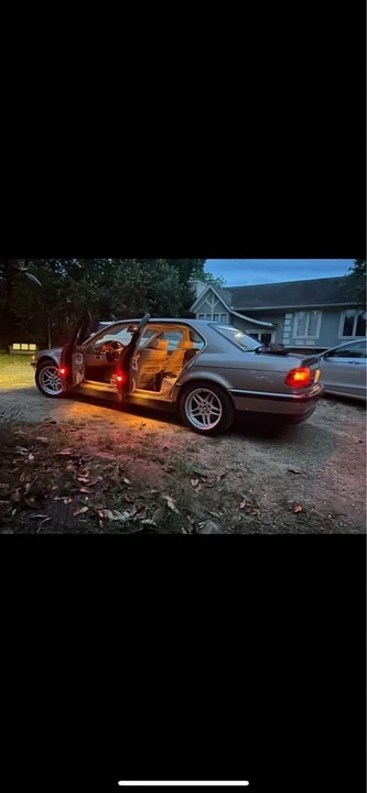 2000 BMW E38 7 Series - Image 2 of 6