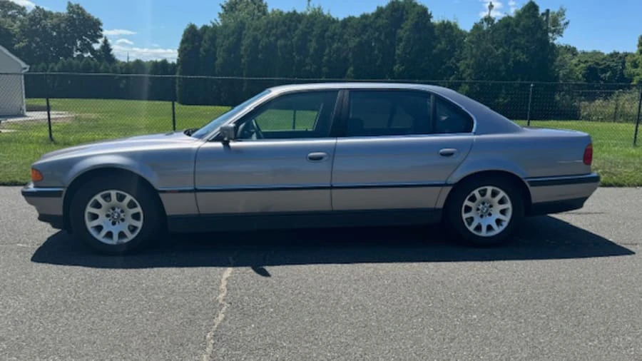 2000 BMW E38 7 Series - Image 2 of 16