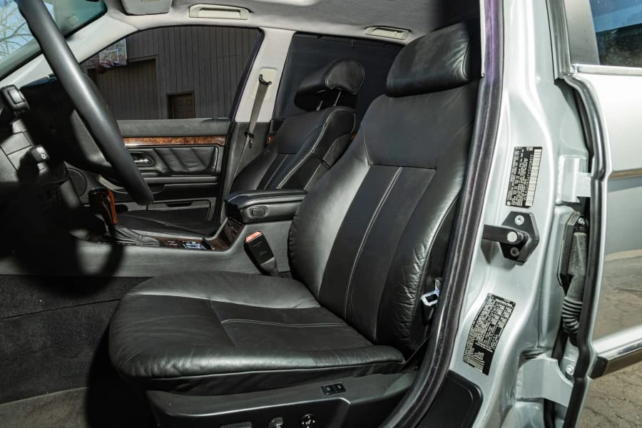 2000 BMW E38 7 Series - Image 14 of 30