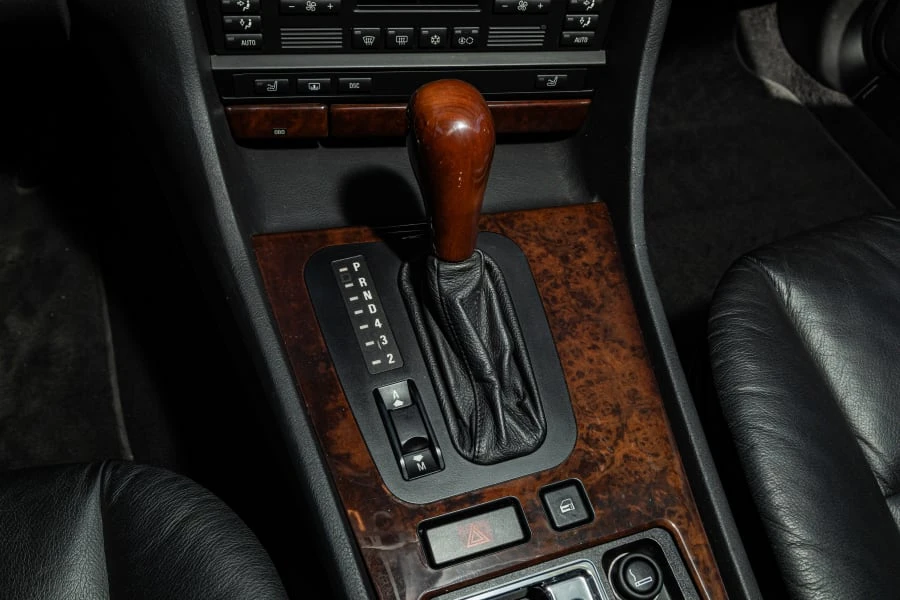 2000 BMW E38 7 Series - Image 27 of 30