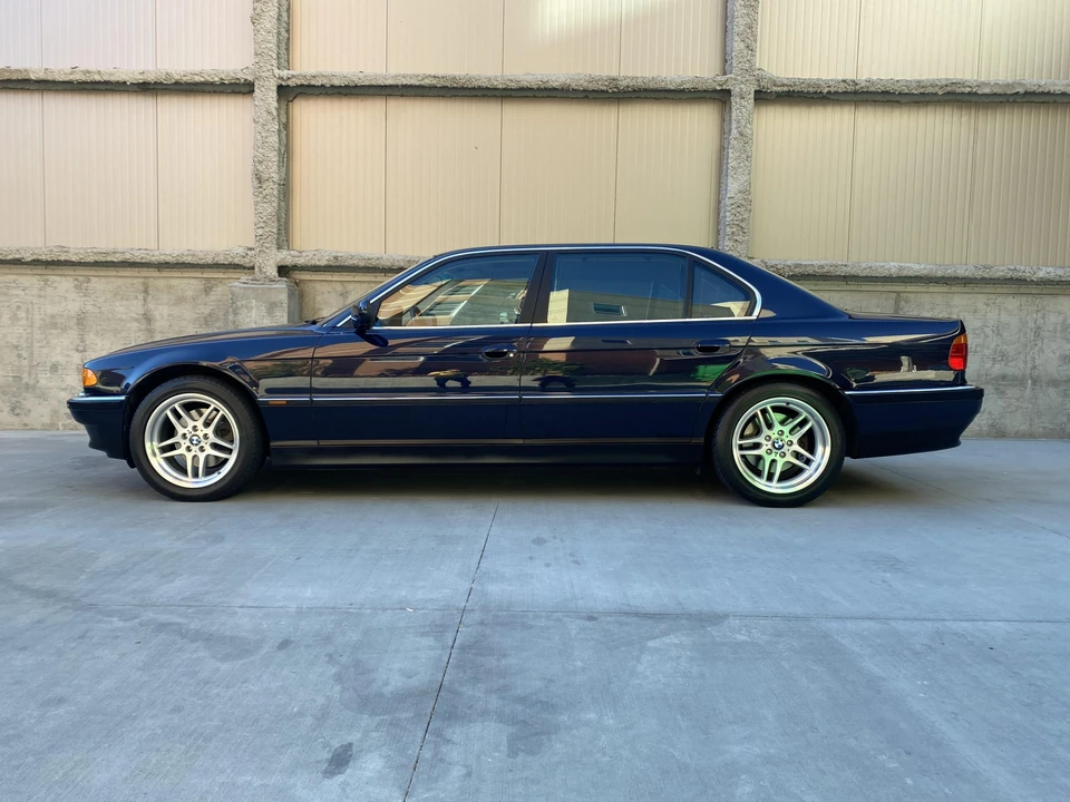 2000 BMW E38 7 Series - Image 17 of 31