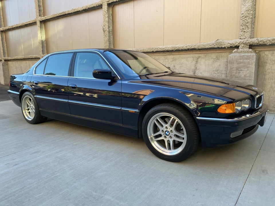 2000 BMW E38 7 Series - Image 2 of 31