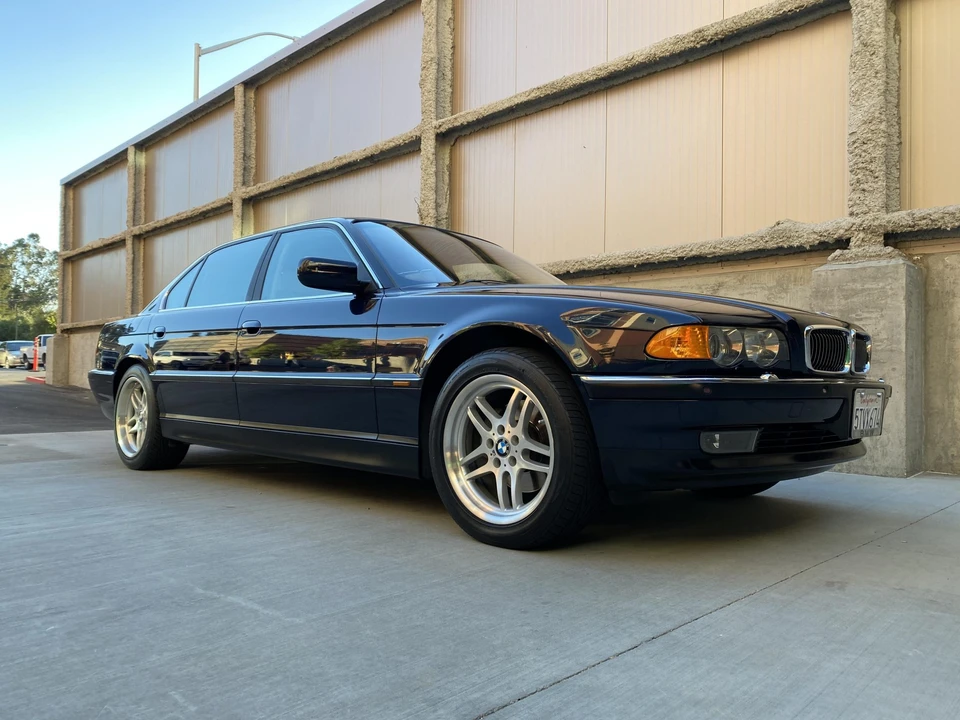 2000 BMW E38 7 Series - Image 3 of 31