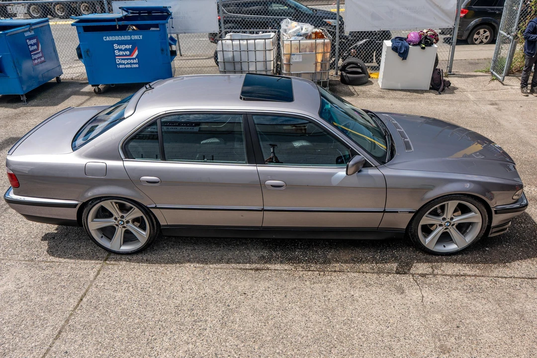 2000 BMW E38 7 Series - Image 3 of 31