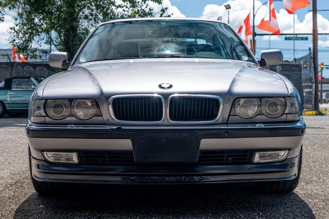 2000 BMW E38 7 Series - Image 2 of 31