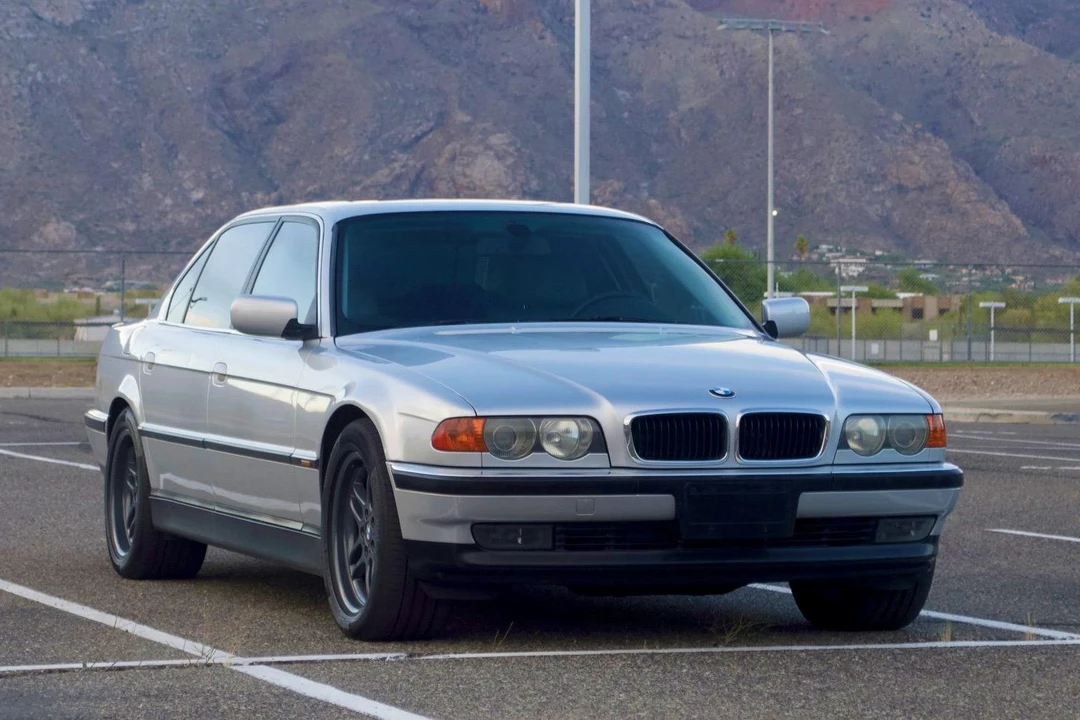 2000 BMW E38 7 Series - Image 29 of 31