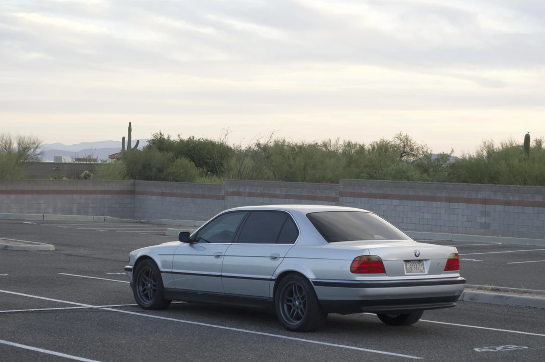 2000 BMW E38 7 Series - Image 15 of 31