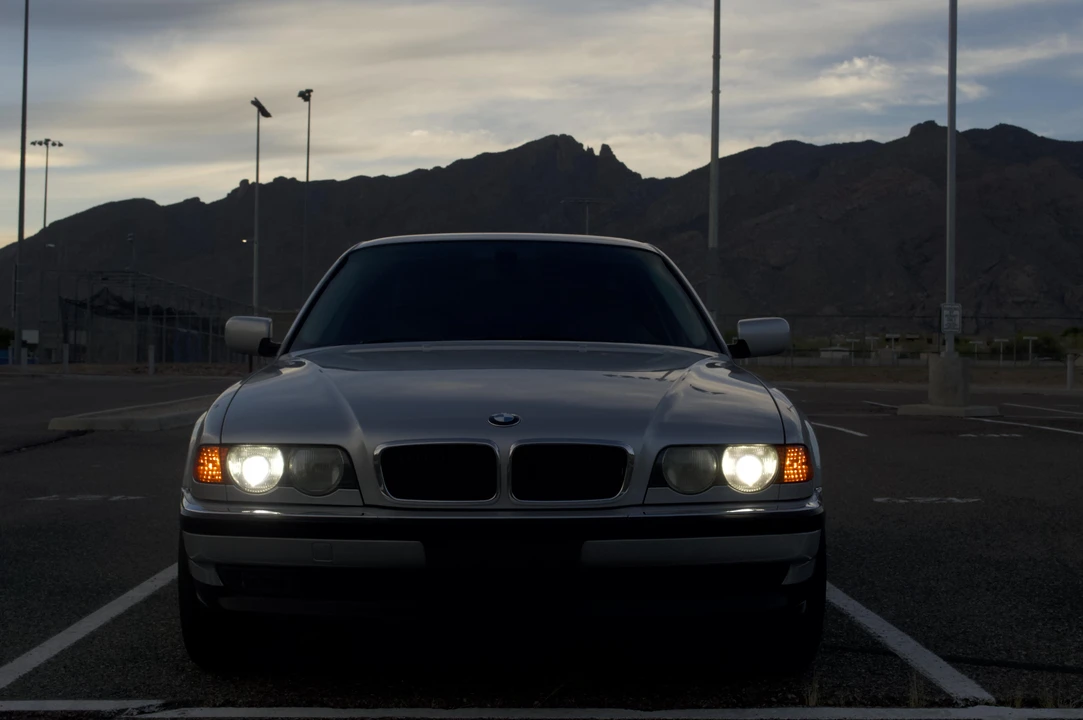 2000 BMW E38 7 Series - Image 7 of 31