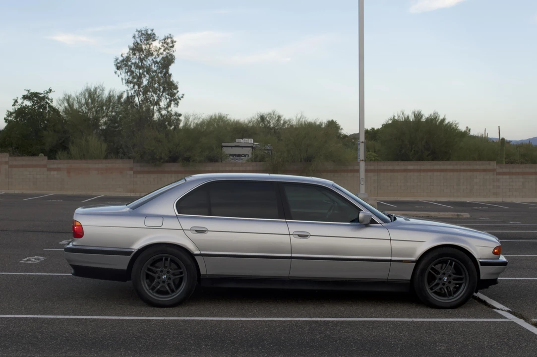 2000 BMW E38 7 Series - Image 24 of 31